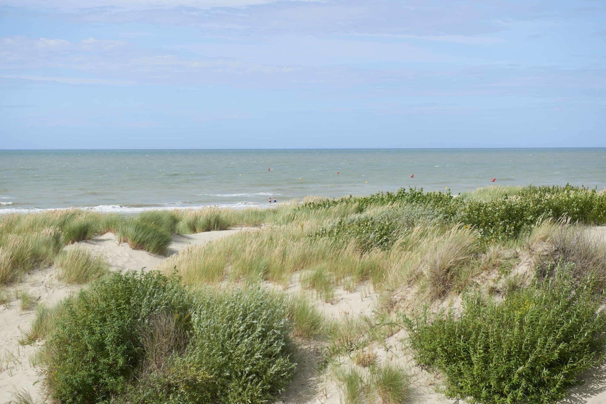 Zeepark Zeewind Hotell Bredene Eksteriør bilde